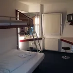 24h Hotel 2*