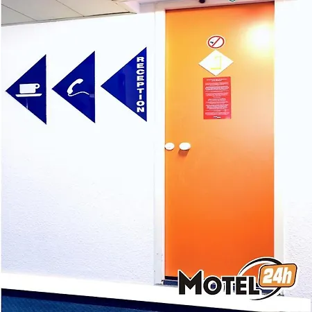 Hotel 24h 2*