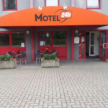 Hotel 24h 2*
